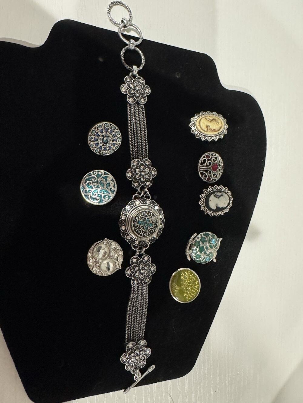 Retro Charm Snap Button Bracelet 9 Interchangeable Charms So Cute!